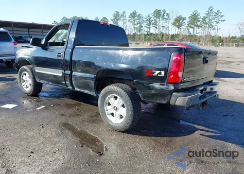 2003 Chevrolet Silverado 1500 Ls z USA, uszkodzony, nr VIN 1GCEK14T03Z178713